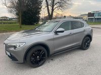 Usata Alfa Romeo Stelvio 280 CV (205 kW) 2017 Grigio SUV