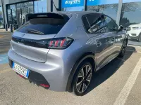 Usata Peugeot 208 GT 131 CV (96 kW) 2022 Grigio Utilitaria