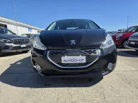 Usata Peugeot 208 Active 68 CV (50 kW) 2012 Nero Utilitaria