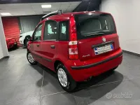 Usata Fiat Panda Dynamic 69 CV (50 kW) 2012 Rosso Utilitaria