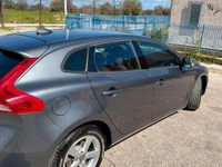 Usata Volvo V40 Kinetic 115 CV (84 kW) 2014 Grigio Berlina