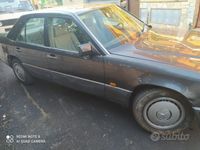 usata Mercedes E200 E 200 cat Classica