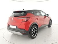 Usata Renault Captur Techno 100 CV (73 kW) 2023 Rosso SUV