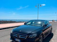 Usata Mercedes E220 Business 194 CV (142 kW) 2019 Nero Berlina