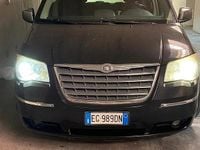 Usata Chrysler Voyager 163 CV (119 kW) 2010 Nero Monovolume