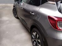 Usata Renault Captur Techno 150 CV (110 kW) 2023 Grigio SUV
