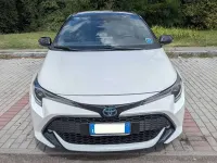 Usata Toyota Corolla Style 98 CV (72 kW) 2019 Bianco Berlina
