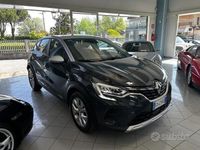 Usata Renault Captur Zen 101 CV (74 kW) 2020 Grigio SUV