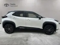 Usata Toyota Yaris Hybrid 116 CV (85 kW) 2022 Bianco Pick-up