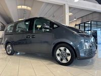 Begagnad Hyundai Staria 177 HK (130 kW) 2023 Grå Minibuss