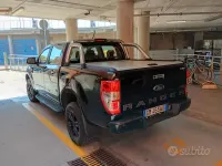 Usata Ford Ranger XLT 170 CV (125 kW) 2023 Nero Pick-up