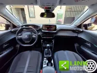 Usata Peugeot 208 Allure 75 CV (55 kW) 2022 Nero Utilitaria