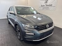Usata VW T-Roc Style 116 CV (85 kW) 2019 Grigio SUV