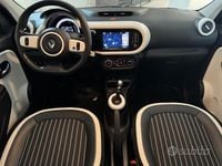 Usata Renault Twingo Urban Night 60 kW (82 CV) 2023 Nero Utilitaria