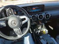 Gebraucht Mercedes A180 116 PS (85 kW) 2019 Limousine