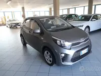 Usata Kia Picanto Urban 67 CV (49 kW) 2022 Grigio Utilitaria
