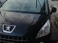 Usata Peugeot 3008 109 CV (80 kW) 2011 Nero Station wagon