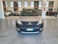 Usata Citroën C3 Exclusive 90 CV (66 kW) 2005 Beige Berlina