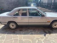 Usata Mercedes 190 122 CV (89 kW) 1983 Berlina