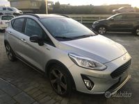 Usata Ford Fiesta Active 100 CV (73 kW) 2019 Grigio Utilitaria