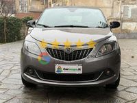 Usata Lancia Ypsilon Gold 69 CV (50 kW) 2022 Grigio Utilitaria