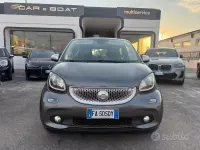 Usata Smart ForFour Passion 71 CV (52 kW) 2015 Grigio Utilitaria