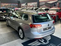 Usata VW Passat Business 150 CV (110 kW) 2021 Argento Station wagon