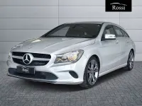 Usata Mercedes CLA200 Shooting Brake 136 CV (100 kW) 2017 Grigio chiaro metallizzato Station wagon