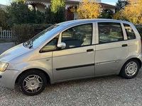 Usata Fiat Idea Active 69 CV (50 kW) 2004 Grigio Monovolume