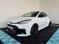 Usata Toyota Yaris 280 CV (205 kW) 2024 Bianco Berlina