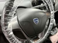 Usata Lancia Ypsilon Gold 95 CV (69 kW) 2012 Bianco Utilitaria