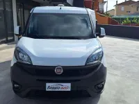 Usata Fiat Doblò 120 CV (88 kW) 2018 Bianco pastello Monovolume