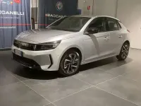 Usata Opel Corsa S 101 CV (74 kW) 2025 Argento Utilitaria