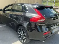 Usata Volvo V40 Inscription 190 CV (139 kW) 2018 Nero Berlina