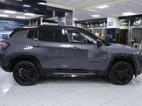 Begagnad Jeep Compass 180 HK (132 kW) 2022 Blå SUV
