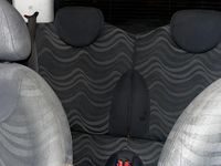 Begagnad Mini Cooper 75 HK (55 kW) 2004 Röd Halvkombi
