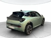Nuova Lancia Ypsilon 100 CV (73 kW) 2026 Vernice verde giada Utilitaria