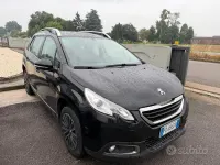 Usata Peugeot 2008 Allure 120 CV (88 kW) 2016 Nero SUV