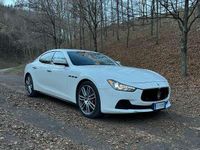 Usata Maserati Ghibli 275 CV (202 kW) 2015 Bianco Berlina