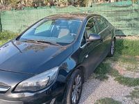 Usata Opel Astra 136 CV (100 kW) 2014 Nero Berlina