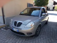 Usata Lancia Ypsilon 69 CV (50 kW) 2010 Beige Utilitaria
