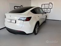 Usata Tesla Model Y Long Range AWD 378 kW (514 CV) 2023 Bianco SUV