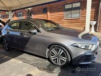 Usata Mercedes A180 115 CV (84 kW) 2019 Grigio Berlina