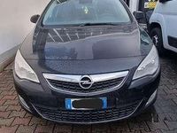 Usata Opel Astra 110 CV (80 kW) 2011 Berlina
