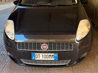 Usata Fiat Grande Punto Dynamic 78 CV (57 kW) 2009 Nero Utilitaria