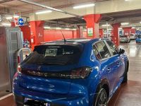 Usata Peugeot e-208 Active 56 kW (77 CV) 2022 Blu/azzurro Utilitaria