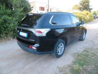 Usata Mitsubishi Outlander Intense 150 CV (110 kW) 2015 Nero SUV