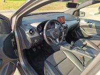 Usata Mercedes B180 122 CV (89 kW) 2017 Utilitaria