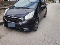 Usata Kia Venga 90 CV (66 kW) 2015 Nero Utilitaria