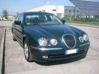 Usata Jaguar S-Type Executive 238 CV (175 kW) 2001 Verde Berlina